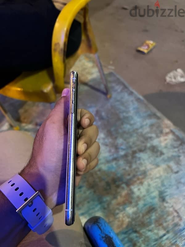 xs Max للبدل بأعلى 3