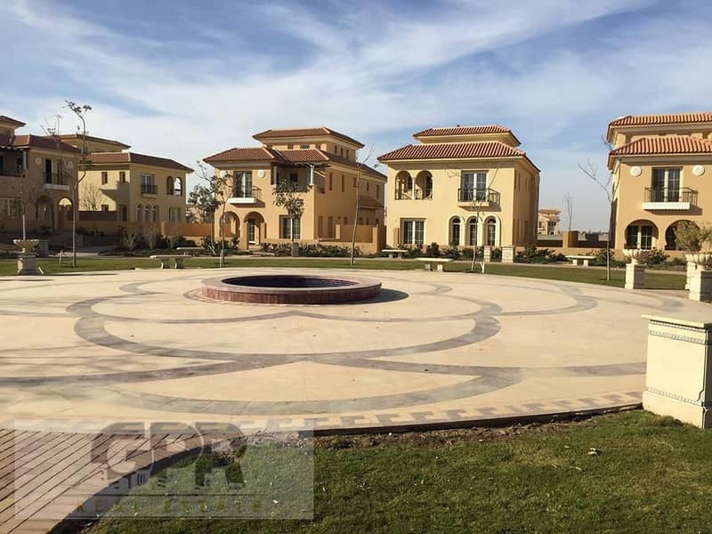 فيلا فاخرة في كمبوند هايد بارك - حياة تجمع بين الرفاهية والراحة | A luxurious villa in Hyde Park Compound - a life that combines luxury and comfort 10