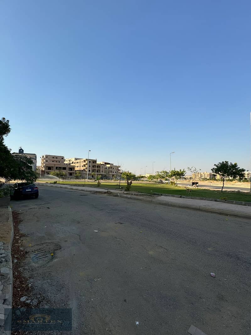 Duplex for sale in the third district, east, next to the middle link and Suez Road 3