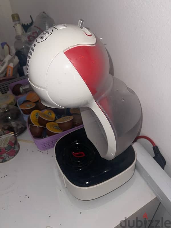 Nescafe Dolce Gusto EDG355. B1 De'Longhi 1