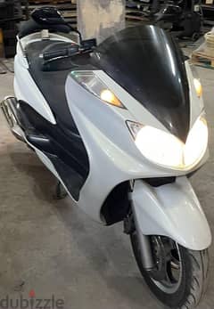 Yamaha majesty scooter 400 0