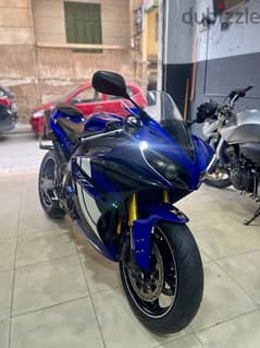 yamaha r1