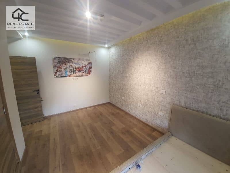 Corner villa with special specifications in the Golden Square, 199m, 3BR, a large garden, fully finished ready to move 24