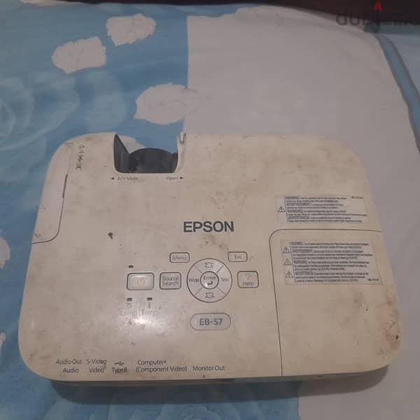 بروجيكتور EPSON 2