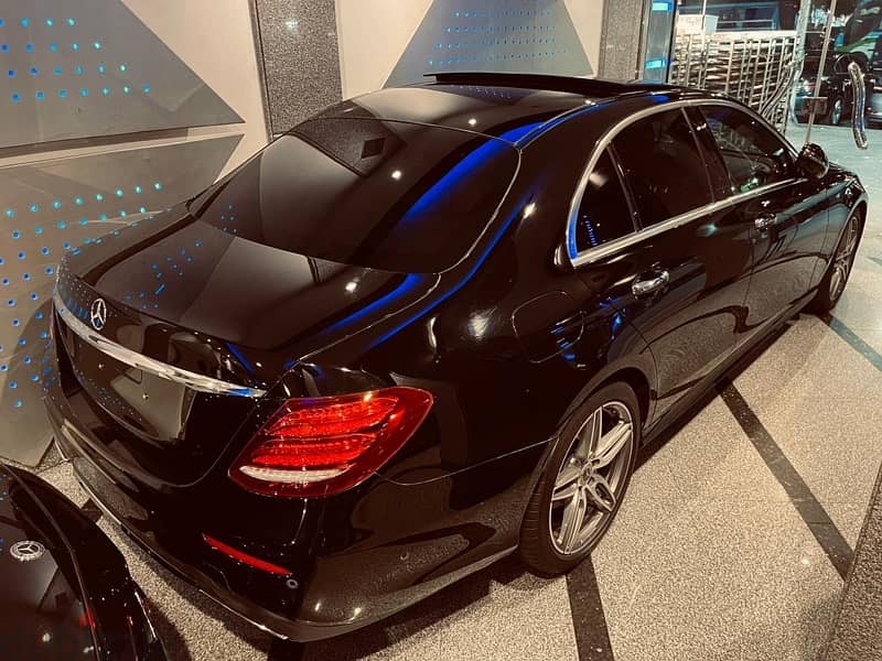 Mercedes-Benz E300 2019 3