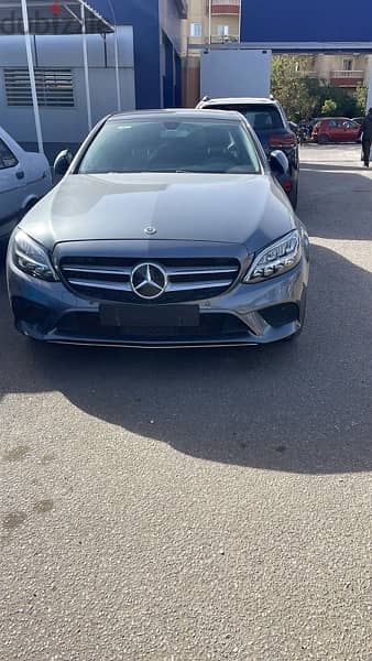 Mercedes-Benz C180 2020 2