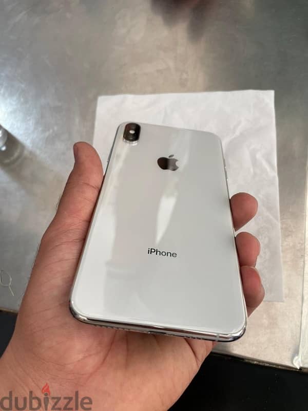 xs max 4