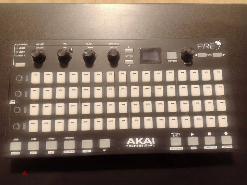 Akai professional fire 0