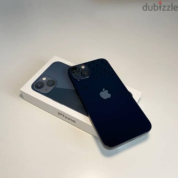 iphone 13 128g كسر زيرو معاه العلبه ووصلة الشاحن 1