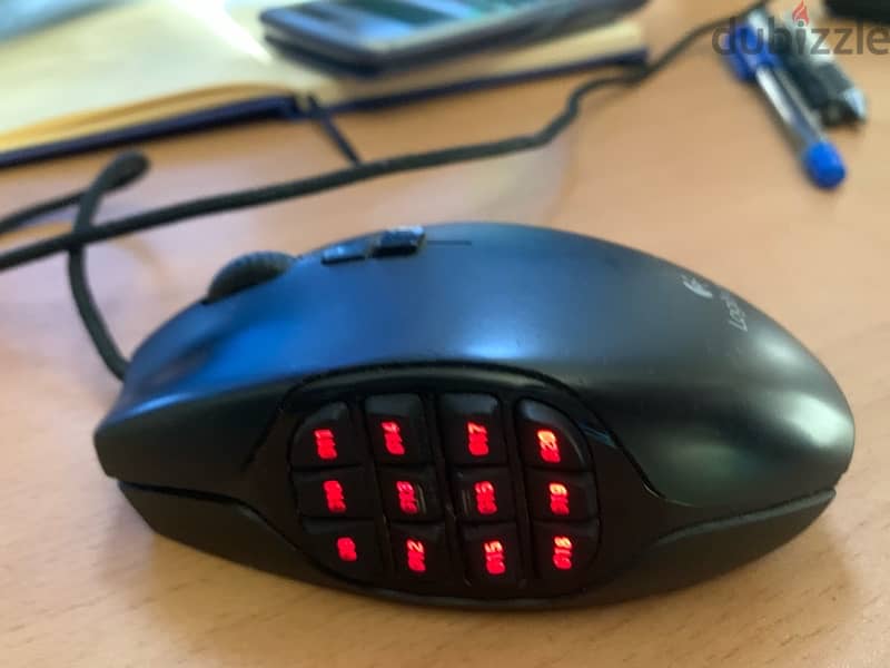 Logitech G600  mouse 12 side buttons 1