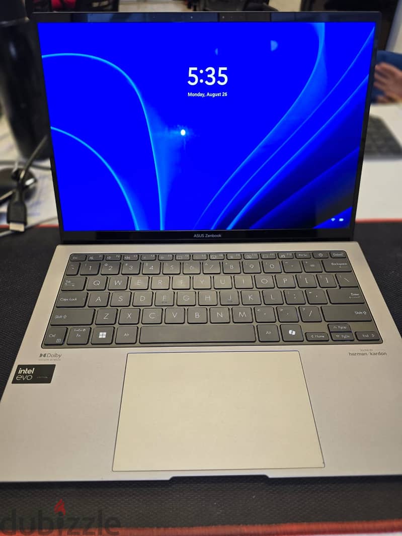 ASUS Zenbook S 14 + Copilot - Like New 1