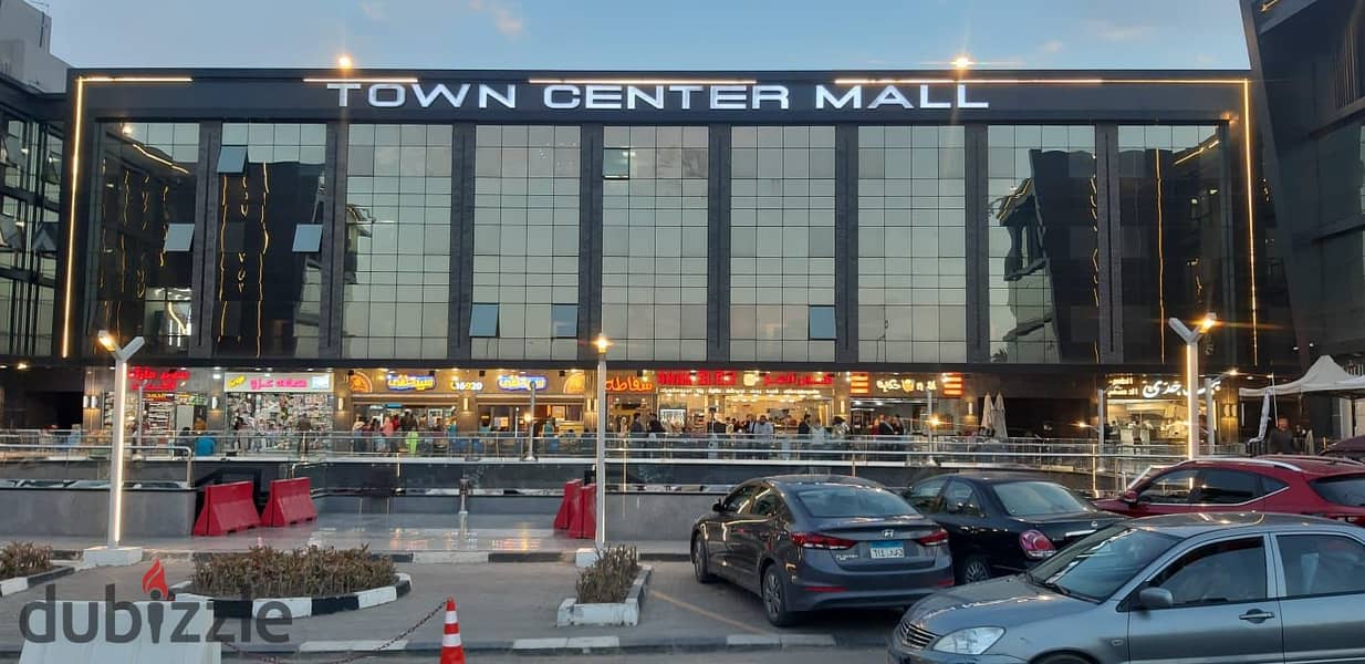 Shop for sale, 50m in front of the escalator, in the middle of the largest brands in the most famous mall in Shorouk, in front of the Green Hills Club 1