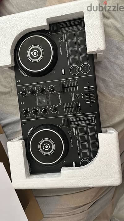 ddj-200