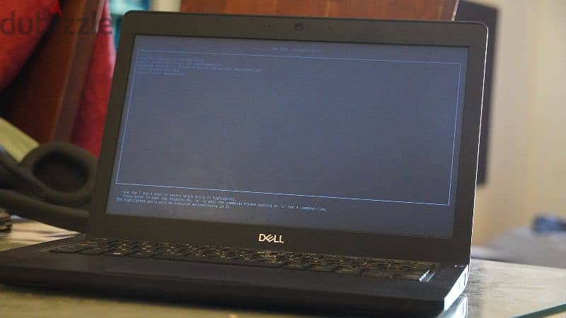 Dell Latitude 5290 / 8  رام  / ٢٥٦ هارد/ i5 جيل ثامن 7