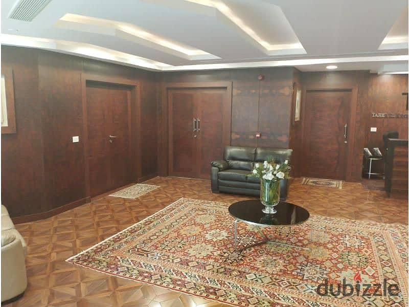 Administrative headquarters of 500 square meters for sale, furnished, suitable for large companies, the southern 90th, Fifth Settlement, New Cairo 3