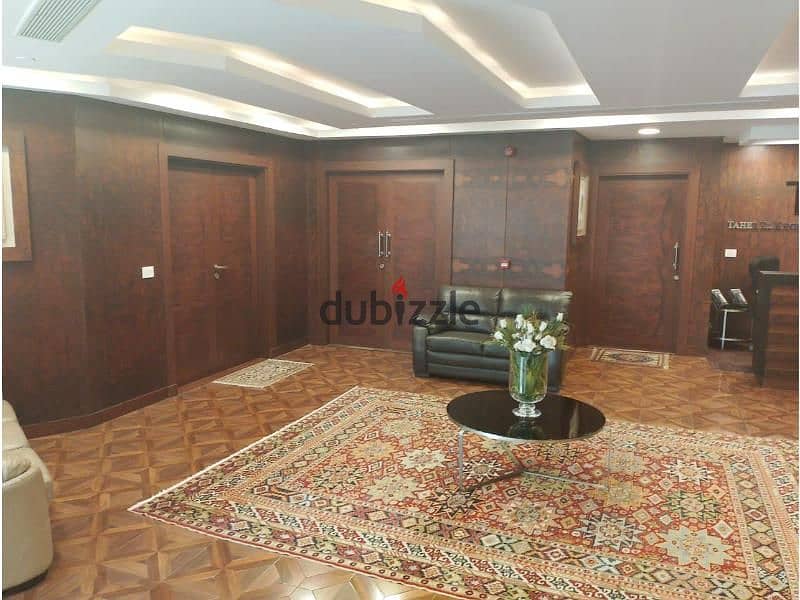 Administrative headquarters of 500 square meters for sale, furnished, suitable for large companies, the southern 90th, Fifth Settlement, New Cairo 4