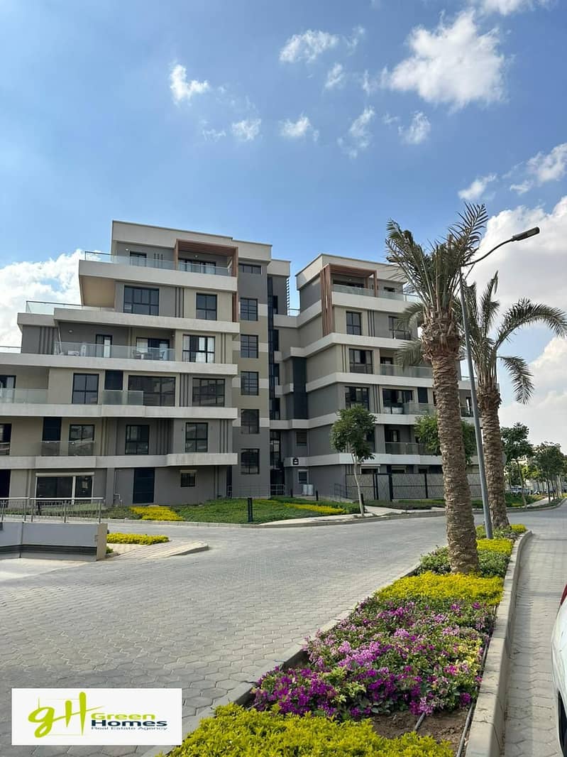 شقة للبيع مفروشة بالكامل + مطبخ + تكييفات في سكاي كوندوز - فيليت 1