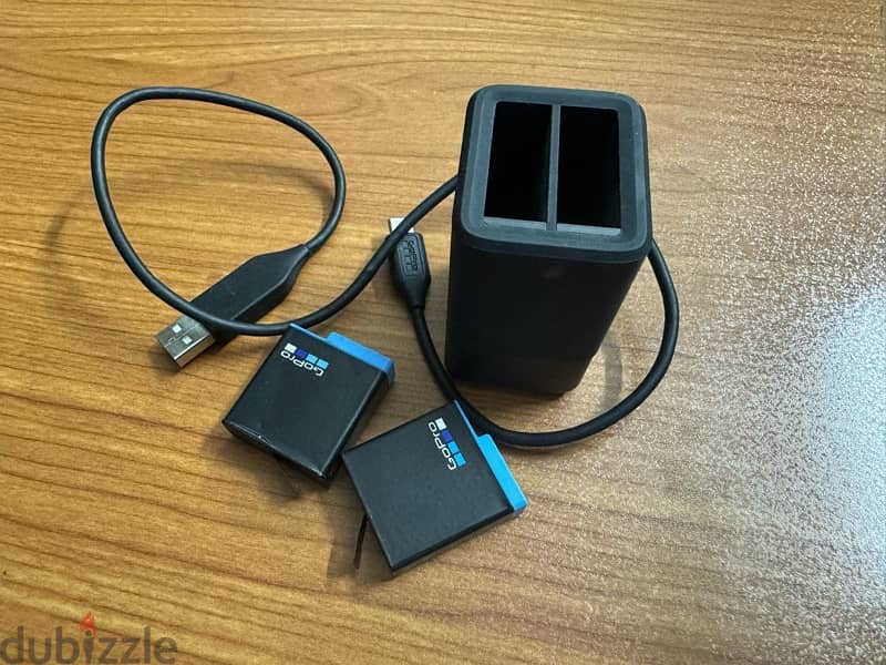 GoPro Hero 8 Black + Extra battery + Charger + Memory card 1