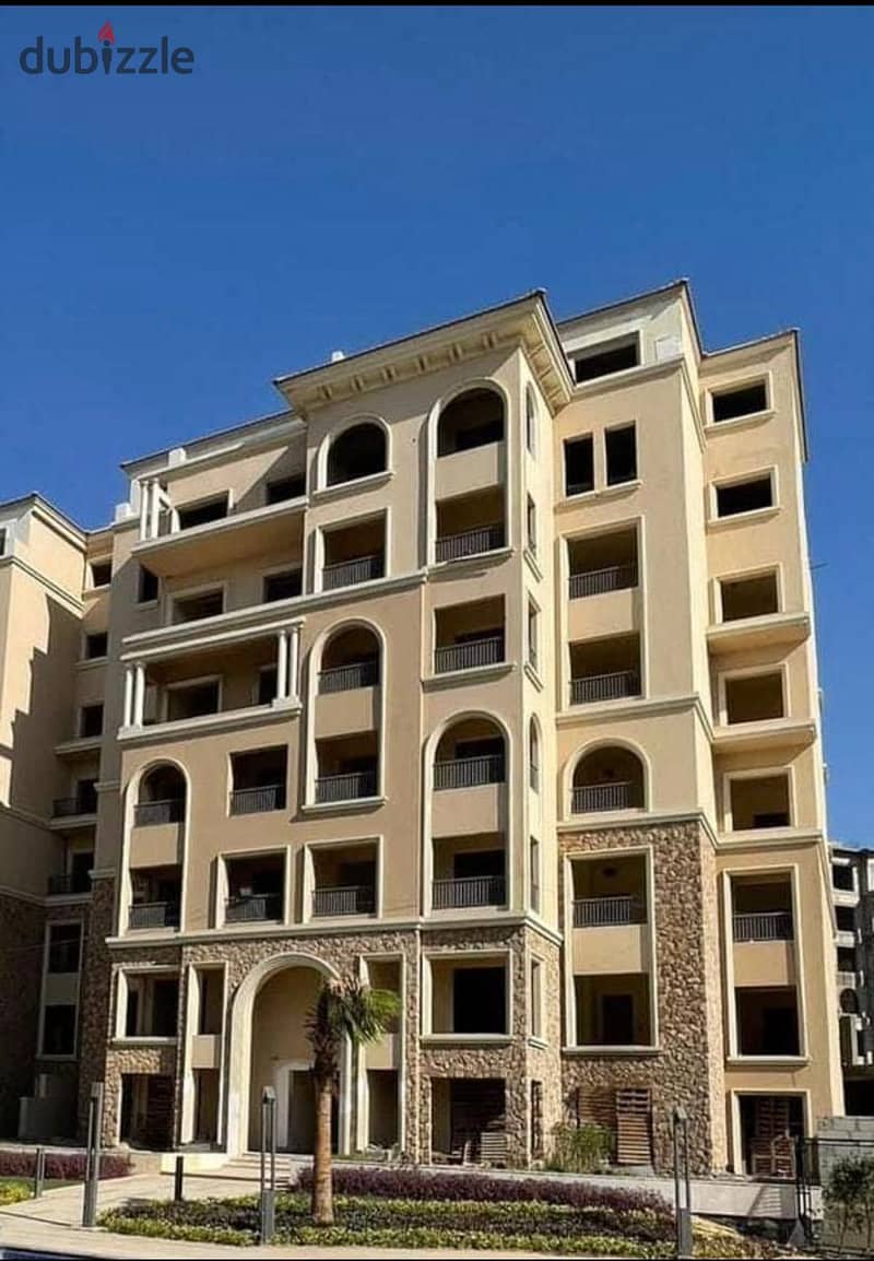 For sale, an apartment with immediate receipt, fully finished, in the heart of the Fifth Settlement, next to the AUC, in the 90 Avanue 8