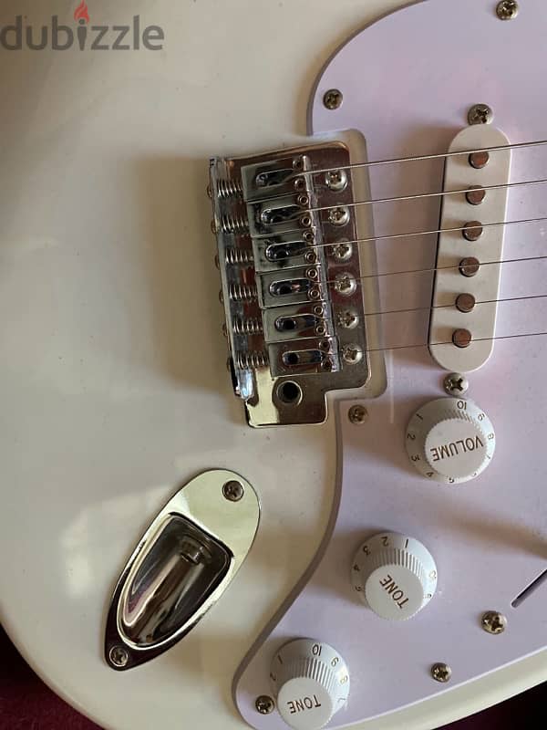 Squier Stratocaster by Fender 6