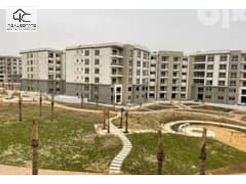 Apartment for sale at the old price for quick sale and in installments the view is open to the largest landscape area,price including maintenance 5