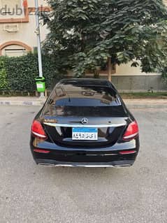 Mercedes-Benz E200 AMG 2020 0