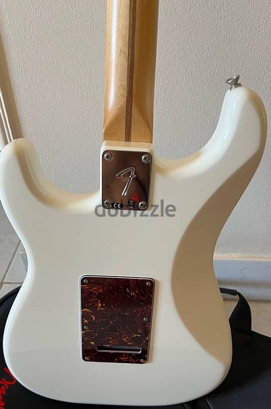 FENDER Player Stratocaster HSS, Maple Fingerboard Electric Guitar 2