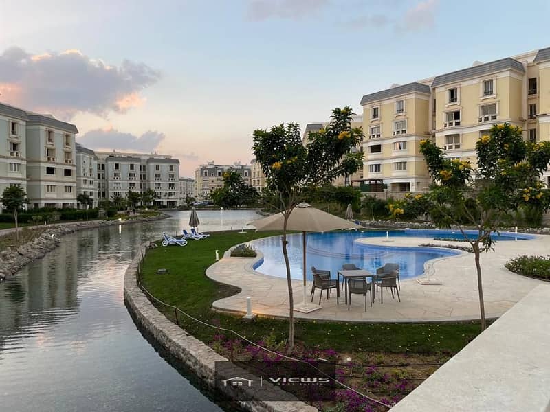 Penthouse 189M direct on majestic lake semi finished Mountain view hyde park 2