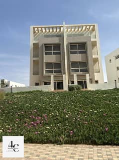 Duplex with garden for sale in  Hyde Park 244M with Installments  , prime location and  view landscape. 0