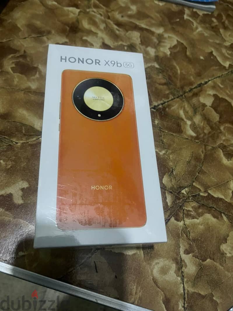 HONOR X9b قابل للبدل بايفون 5