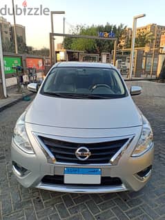 سيارة للإيجار نيسان صني  Rent a Nissan Sunny car