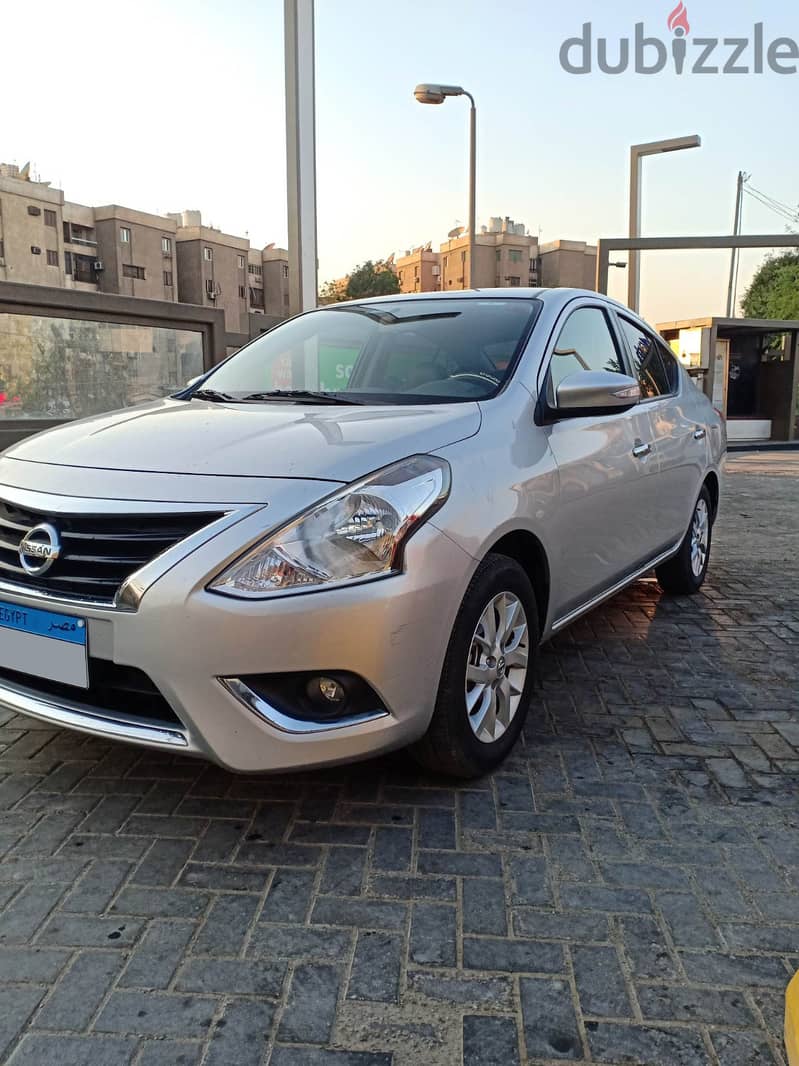 سيارة للإيجار نيسان صني  Rent a Nissan Sunny car 3