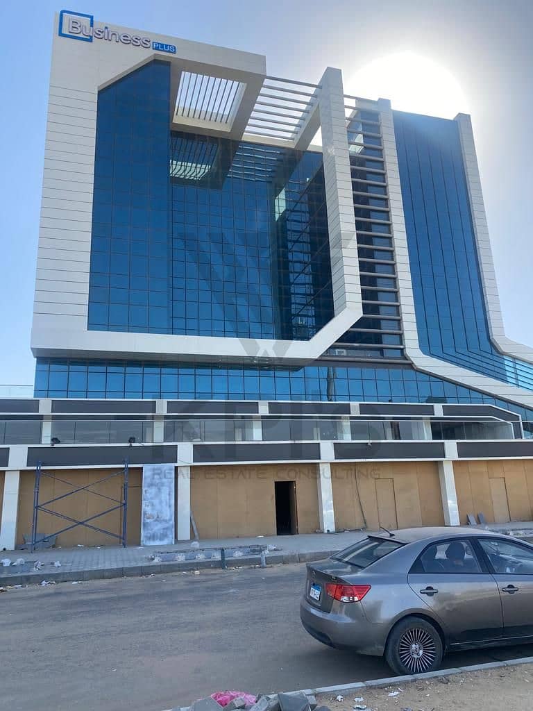 مكتب في بيزنيس بلس متشطب 58 متر شارع التسعين مباشر |  Cairo / New Cairo / Business Plus Complex 12