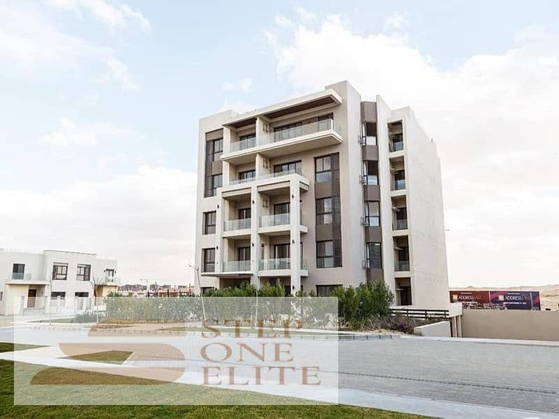 Receive immediately a 140-meter apartment with ultra-super-lux finishing in the Address East Compound, Fifth Settlement 2