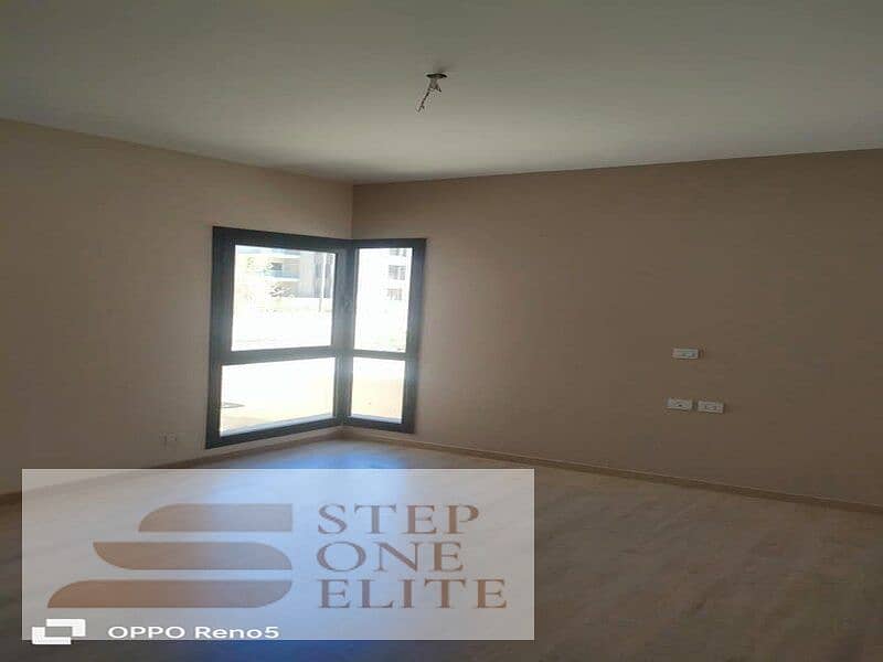 Receive immediately a 140-meter apartment with ultra-super-lux finishing in the Address East Compound, Fifth Settlement 4