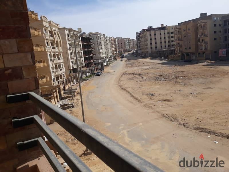 Apartment for sale, area 160 square meters, second number from Al-Nawadi Street, 90 North, large garden view, immediate delivery 3