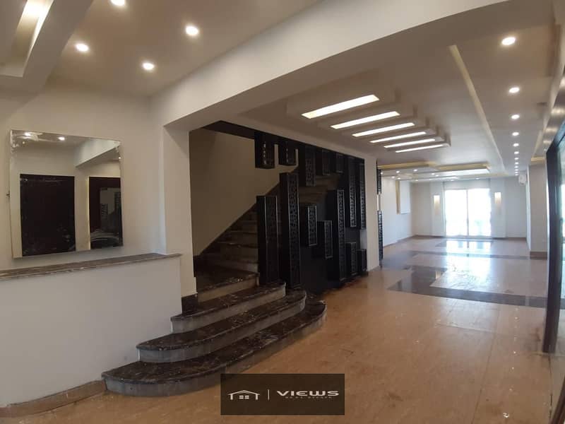 I Villa Roof for rent 300M super lux finishing with kitchen and ACs Mountain view hyde park 3