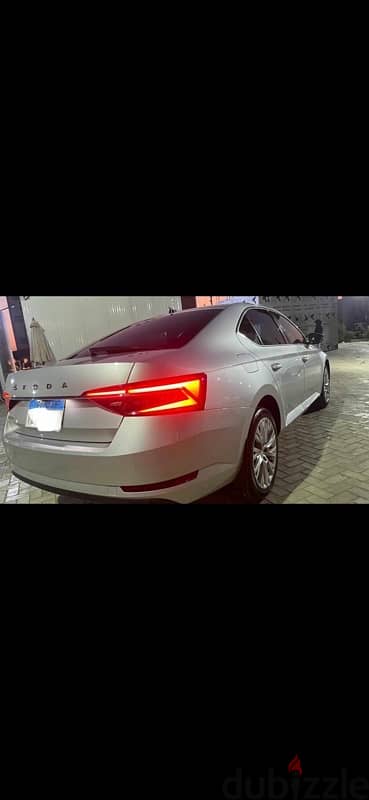 Skoda Superb 2021 1