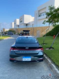 Hyundai Elantra 2022 0