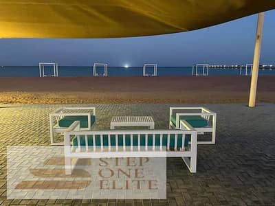 Chalet with super deluxe finishing, down payment of 850 thousand in G Bay Village, Ain Sokhna