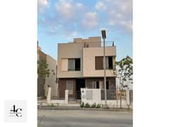 At The Lowest Price In The Market Standalone Villa With Land Area 295m For Sale with Installments In Palm Hills New Cairo 0