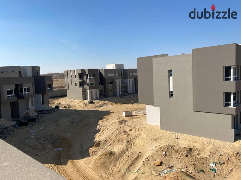 For sale, a 153-square-meter apartment on the ground floor with a 122-square-meter garden, Etapa Compound, Sheikh Zayed, immediate delivery, 16