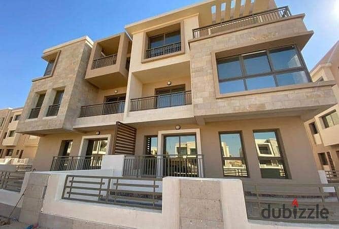 or sale, the last townhouse with a garden, 108 m, in Taj City, in front of Cairo Airport, near City Center, at the price of an apartment 1