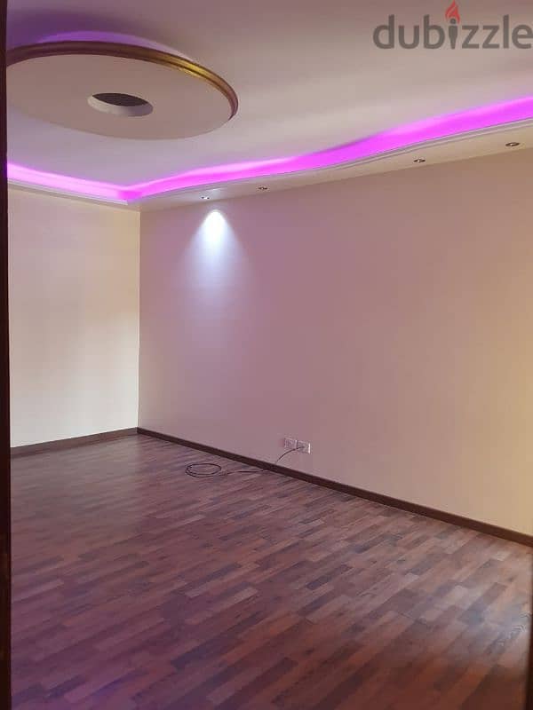 للبيع بالرحاب شقه 130م بجوار مول avenue 3