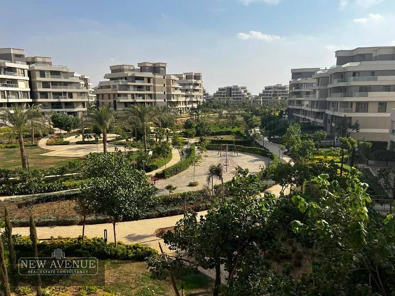 Apartment Delivered View over greenery in Villette 3