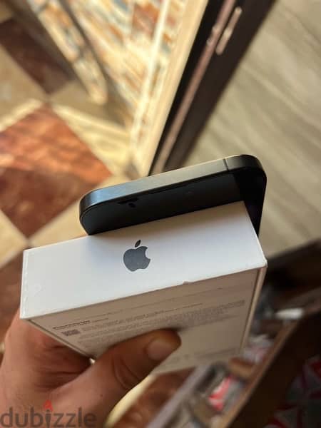 iphone 15pro max256g ||ايفون١٥برو ماكس٢٥٦جيجا 8