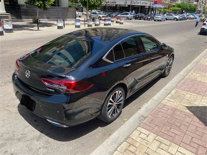 Opel Insignia 2019 3