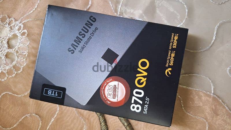 Samsung 870 QVO 1TB SSD 3