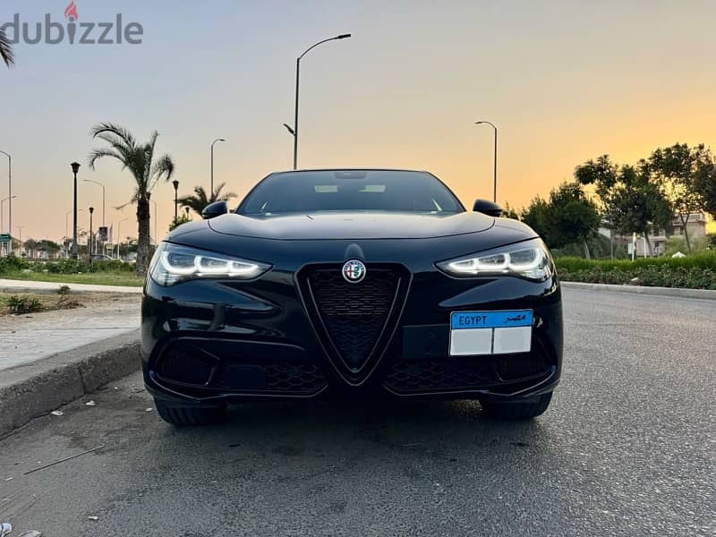 Alfa Romeo Stelvio 2024 1