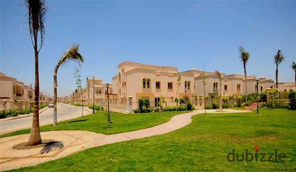 For sale, a twin house, 303 m, in Greens Compound, Sheikh Zayed, on the lake, immediate delivery, Sheikh Zayed 7